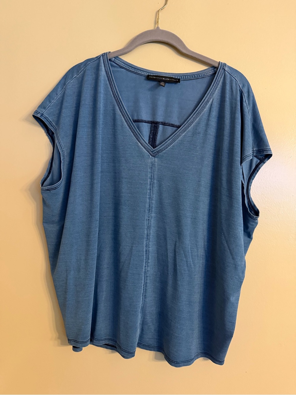 White House Black Market Blue V-Neck Short Sleeve Tee